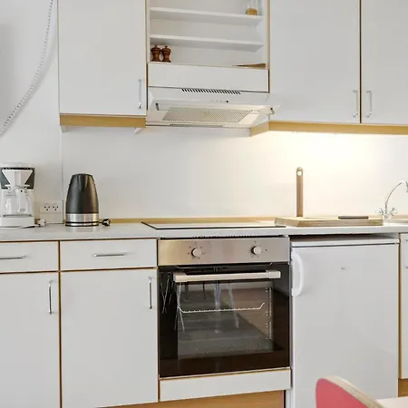 Apartamento 1 Bedroom Beautiful In Neksø