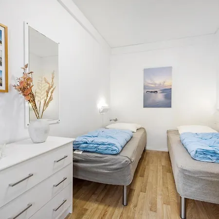 1 Bedroom Beautiful In Daire