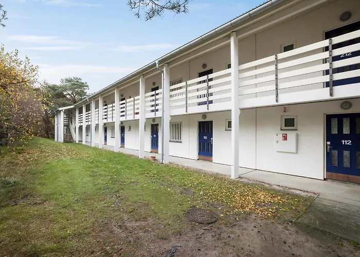 1 Bedroom Beautiful In *